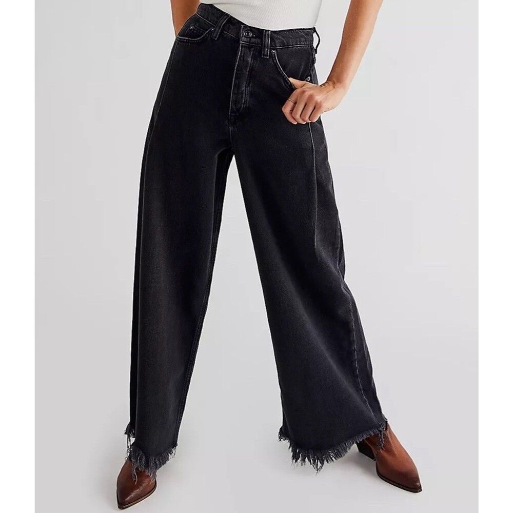 We The Free People Old West Slouchy High Rise Wide Leg Jeans Raw Hem Black 32